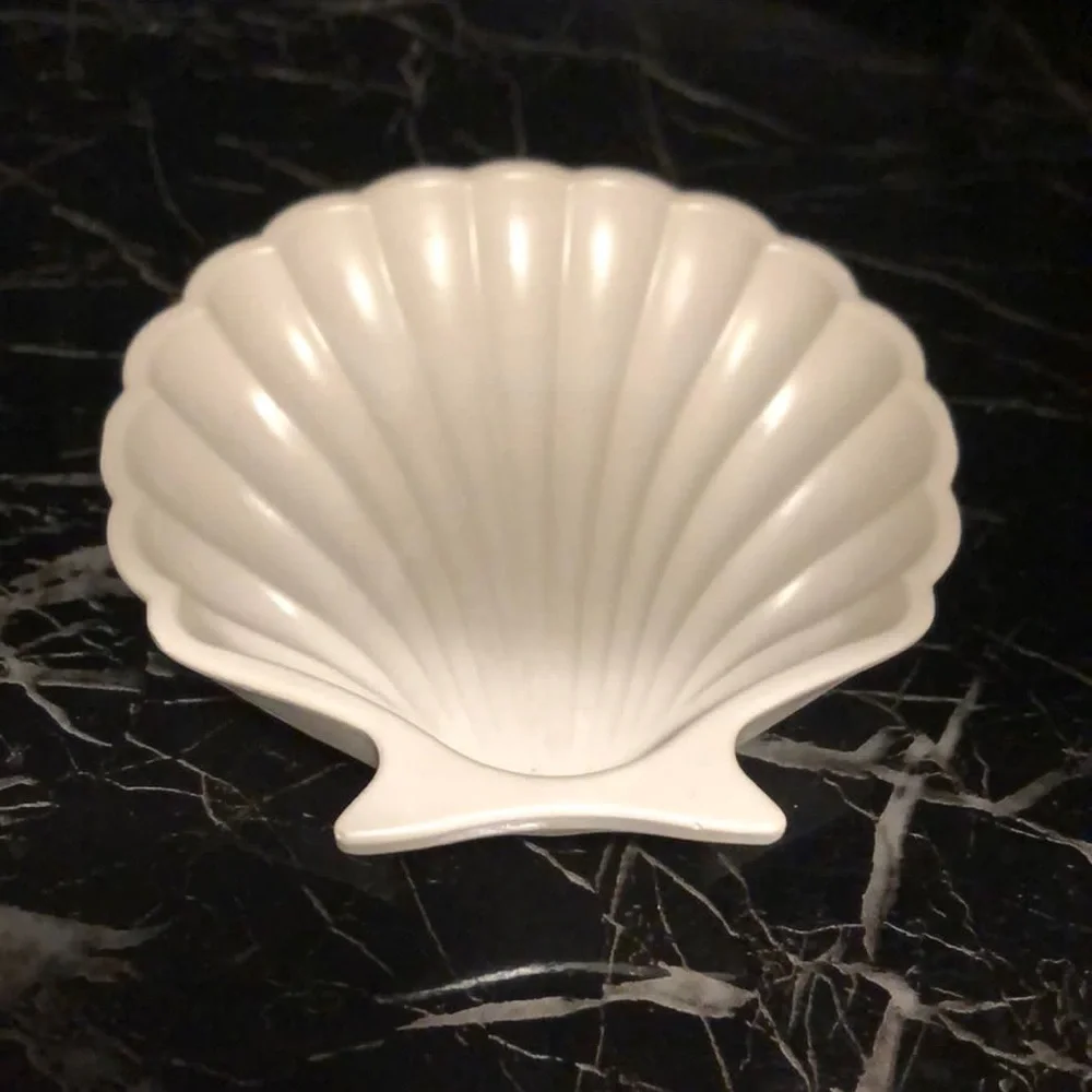 Shell Tray - Picture 2 of 3